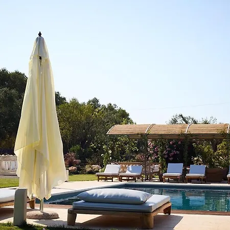 Trullo Sessana With Large Pool And Gorgeous Al Fresco Dining Areas Holiday home *