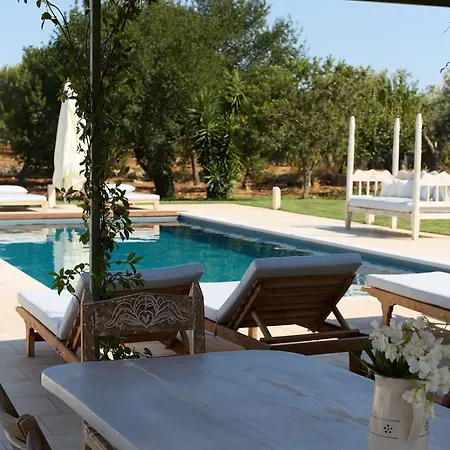 Trullo Sessana With Large Pool And Gorgeous Al Fresco Dining Areas Ceglie Messapica