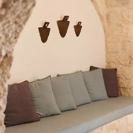 Holiday home Trullo Sessana With Large Pool And Gorgeous Al Fresco Dining Areas