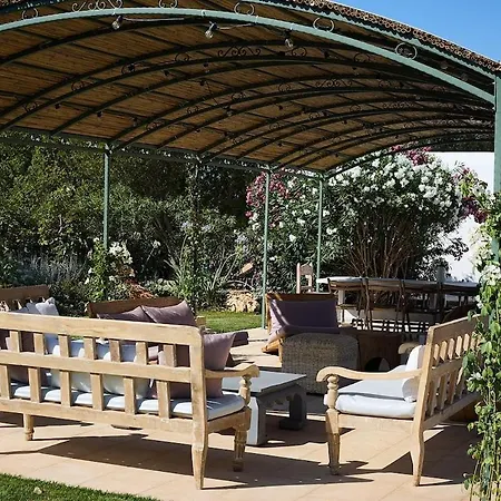 Holiday home Trullo Sessana With Large Pool And Gorgeous Al Fresco Dining Areas Ceglie Messapica