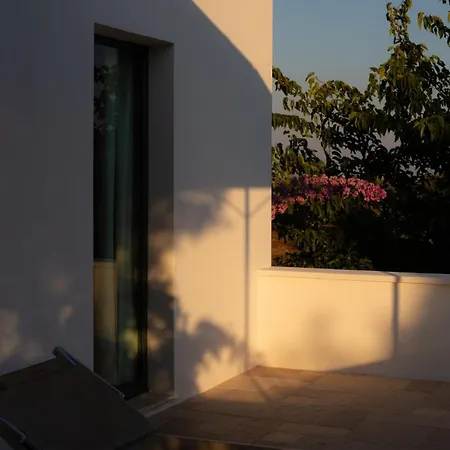 Trullo Sessana With Large Pool And Gorgeous Al Fresco Dining Areas * Ceglie Messapica