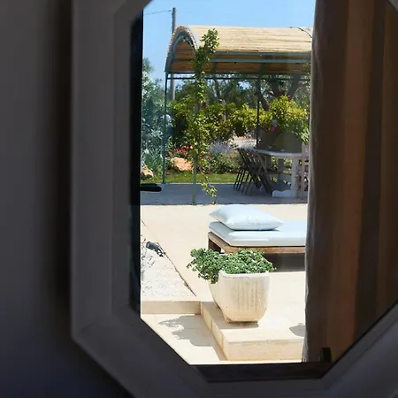 Holiday home Trullo Sessana With Large Pool And Gorgeous Al Fresco Dining Areas