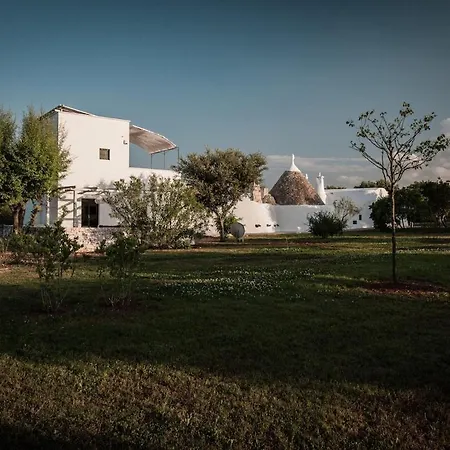 Trullo Sessana With Large Pool And Gorgeous Al Fresco Dining Areas *
