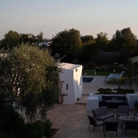 Trullo Sessana With Large Pool And Gorgeous Al Fresco Dining Areas *