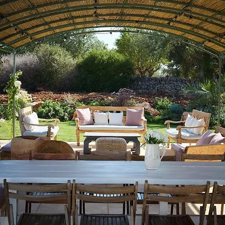 Trullo Sessana With Large Pool And Gorgeous Al Fresco Dining Areas * Ceglie Messapica